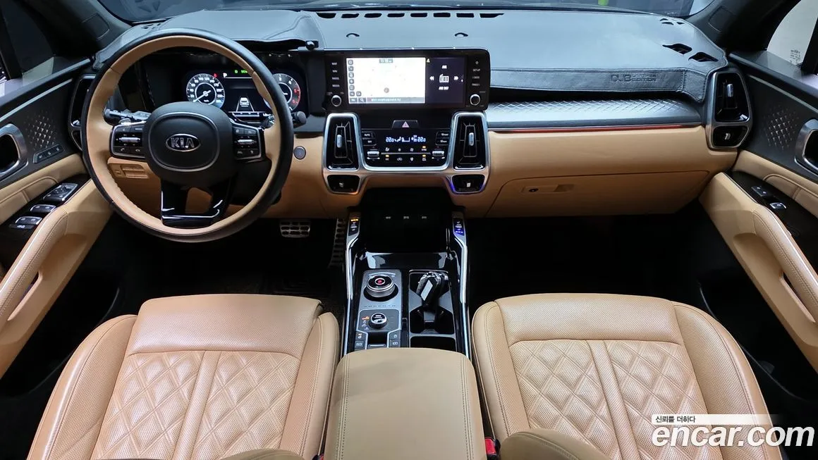 Kia Sorento — фото 7
