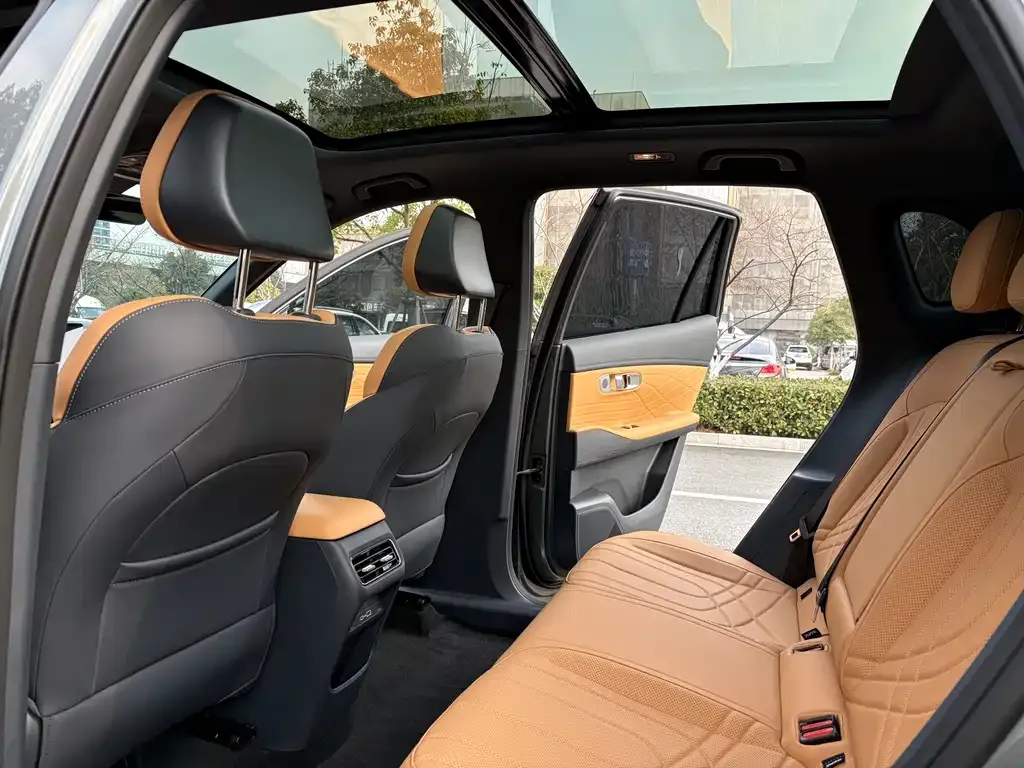 Geely 银河星舰7 2025 из CN, фото 10