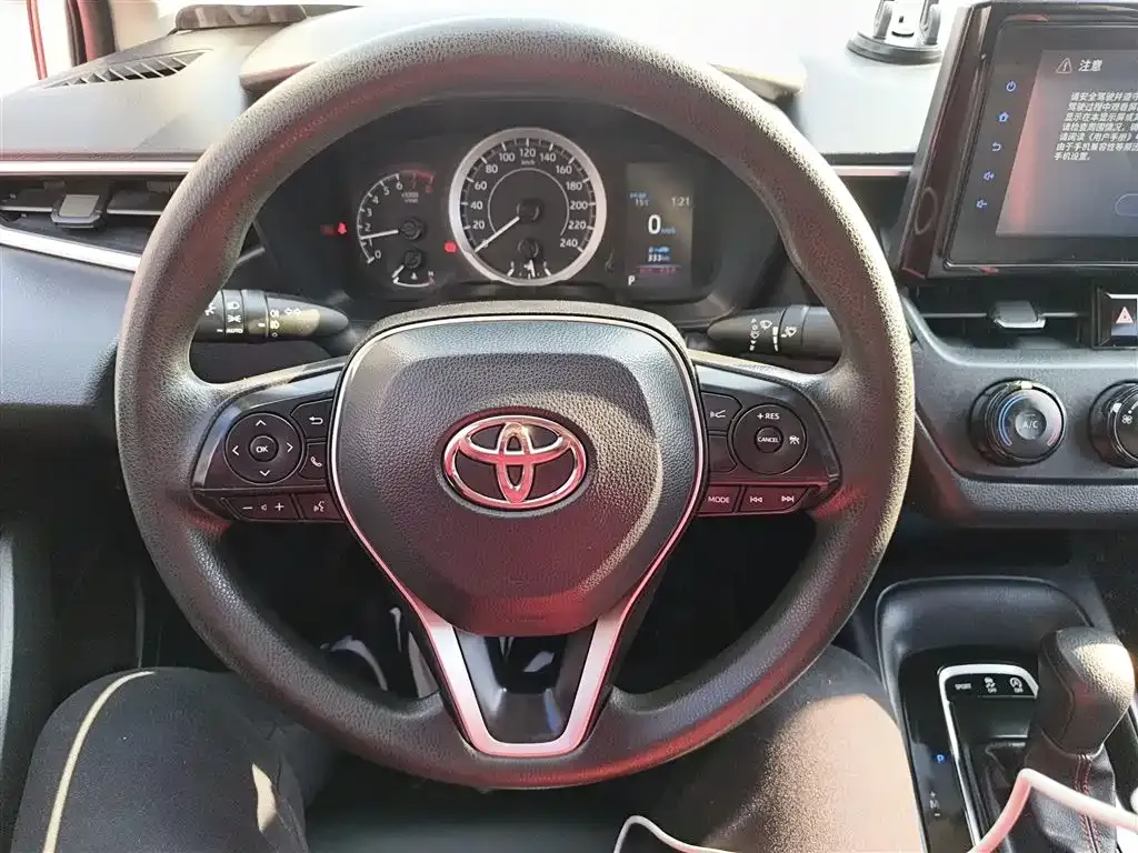 Toyota Corolla 2023 из CN, фото 3
