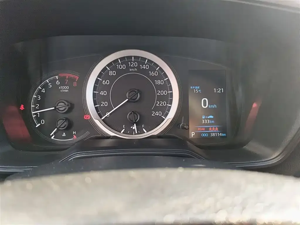 Toyota Corolla 2023 из CN, фото 4
