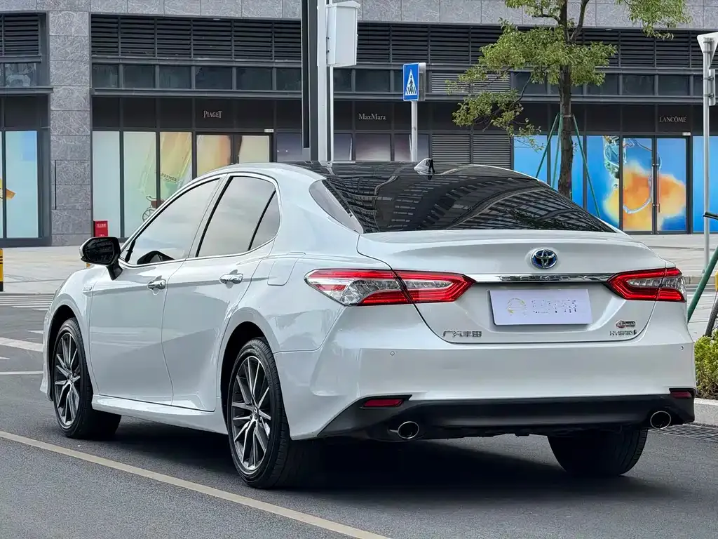 Toyota Camry 2023 из CN, фото 7