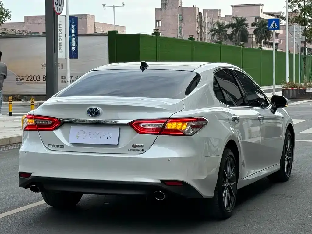 Toyota Camry 2023 из CN, фото 3