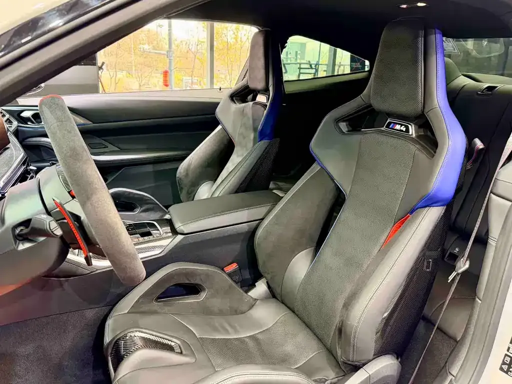 BMW M4 2024 из CN, фото 7