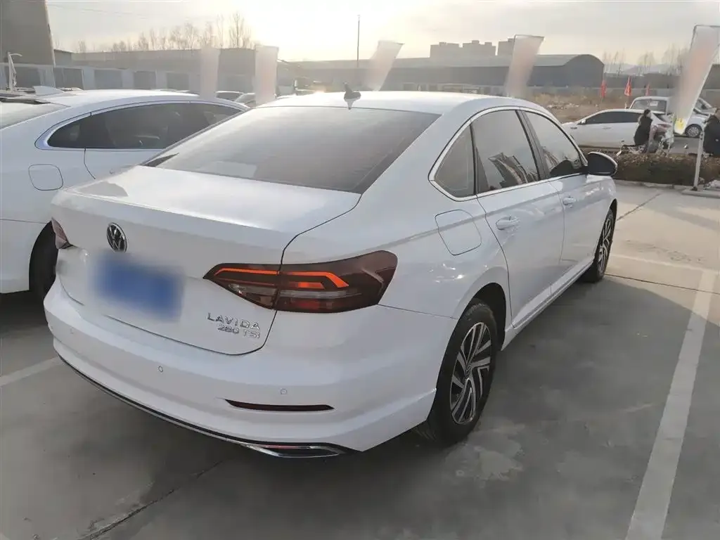 Volkswagen Lavida 2021 из CN, фото 2