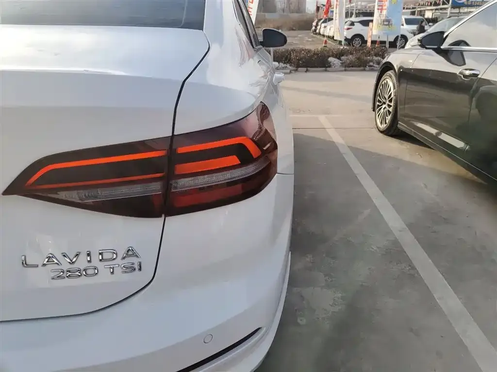 Volkswagen Lavida 2021 из CN, фото 4