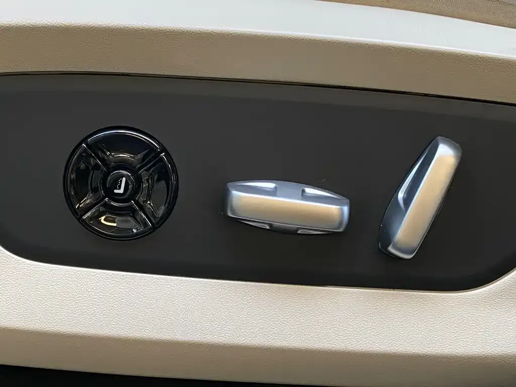Li Auto ONE 2022 из CN, фото 10