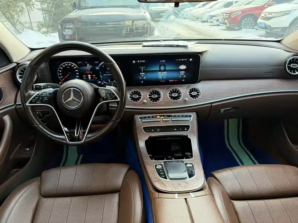 Mercedes-Benz E-Class 2022 из CN, фото 6
