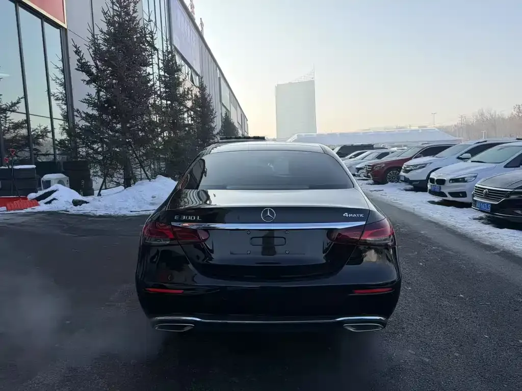 Mercedes-Benz E-Class 2022 из CN, фото 3