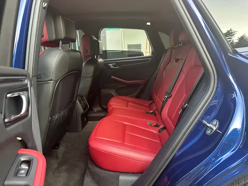 Porsche Macan 2024 из CN, фото 4