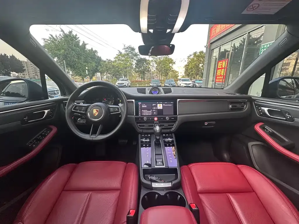 Porsche Macan 2024 из CN, фото 3