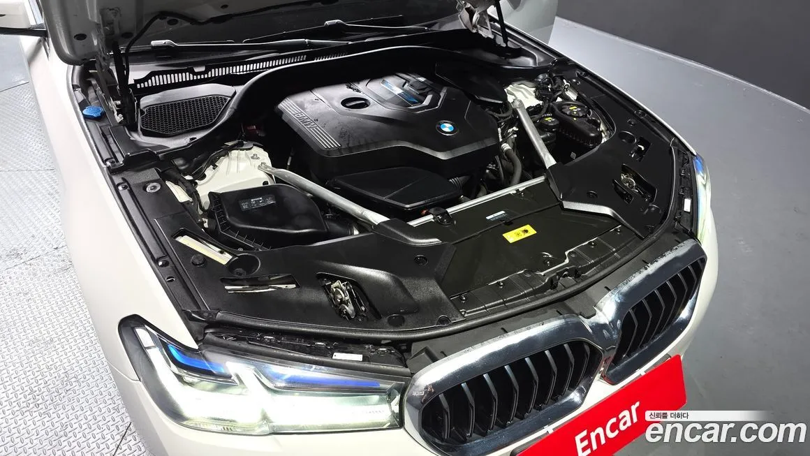 BMW 5-Series 2021 из KR, фото 10
