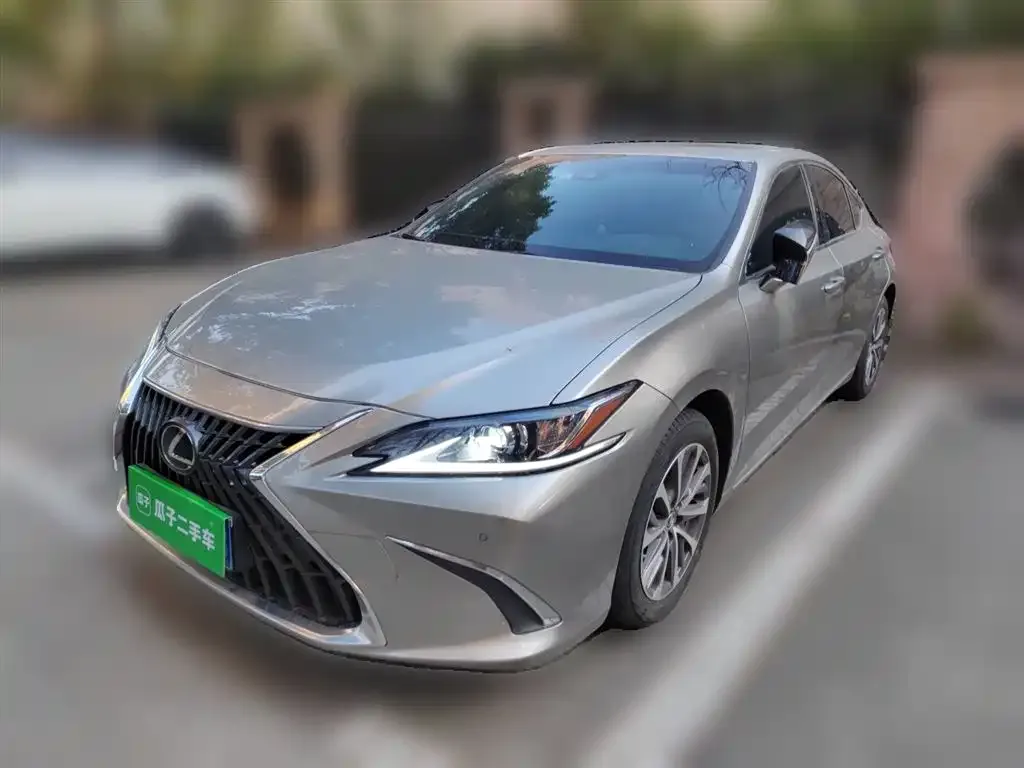 Lexus ES 2022 из CN, фото 1