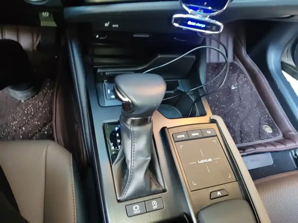 Lexus ES 2022 из CN, фото 10