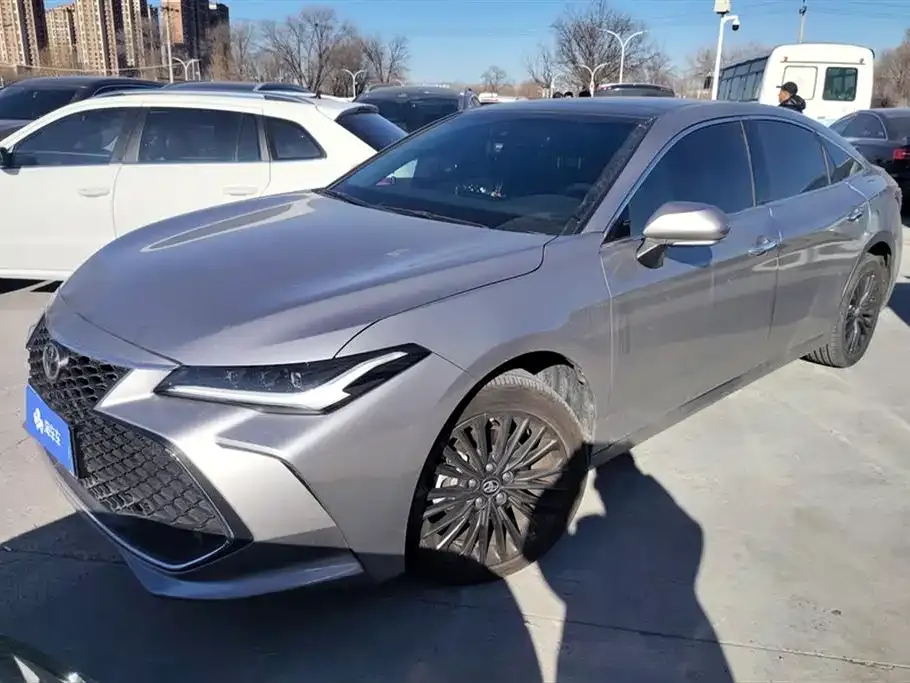 Toyota Avalon 2022 из CN, фото 1
