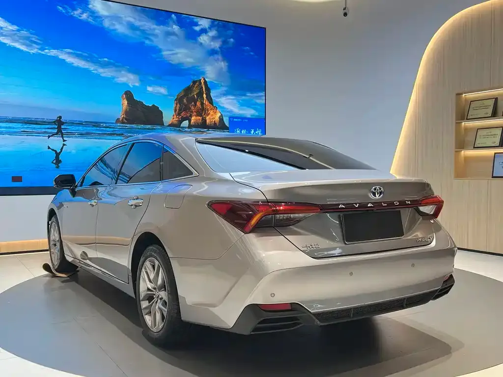 Toyota Avalon 2021 из CN, фото 9