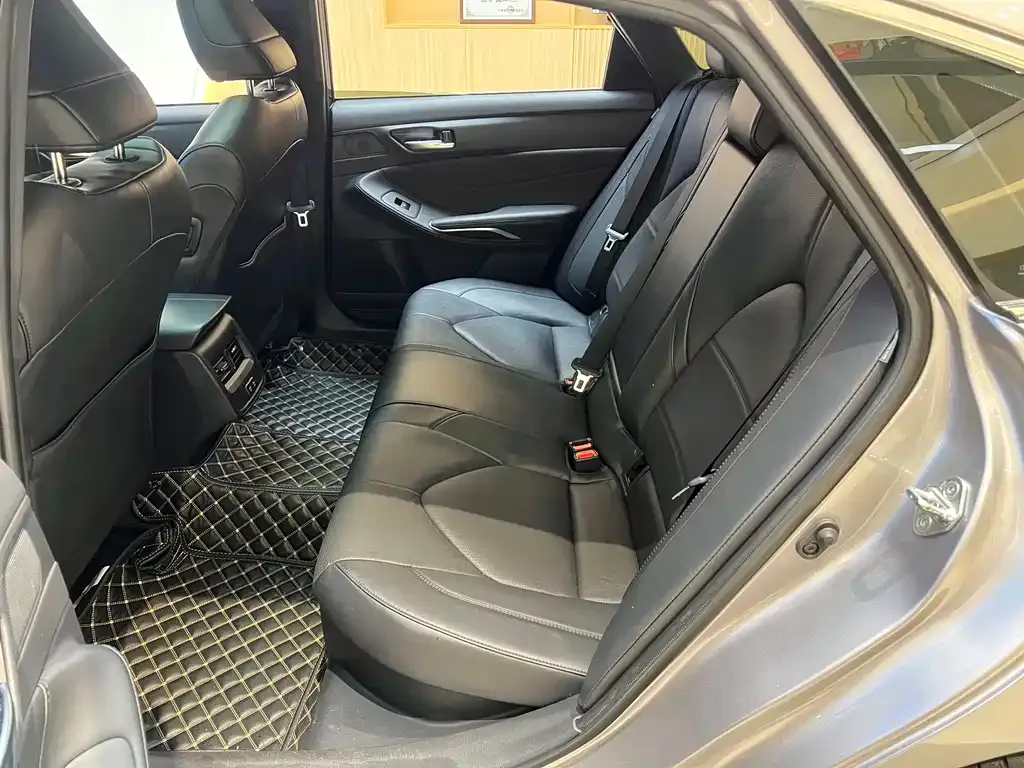 Toyota Avalon 2021 из CN, фото 7