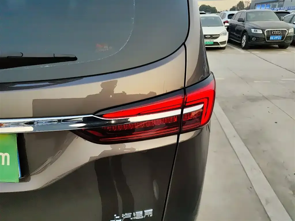 Buick GL8 2023 из CN, фото 8