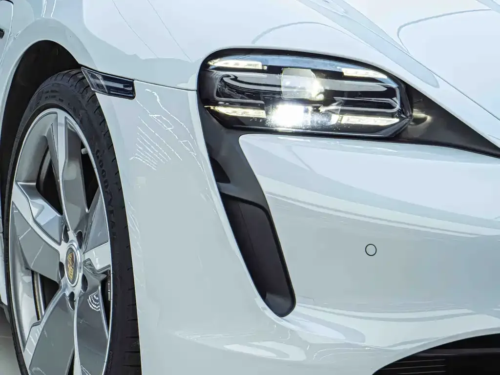 Porsche Taycan 2024 из CN, фото 8