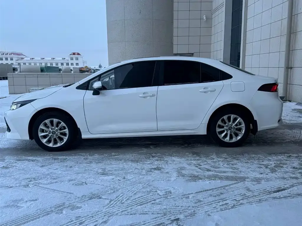Toyota Corolla 2022 из CN, фото 4