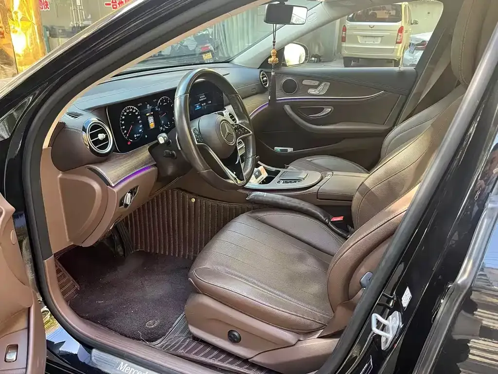 Mercedes-Benz E-Class 2022 из CN, фото 5