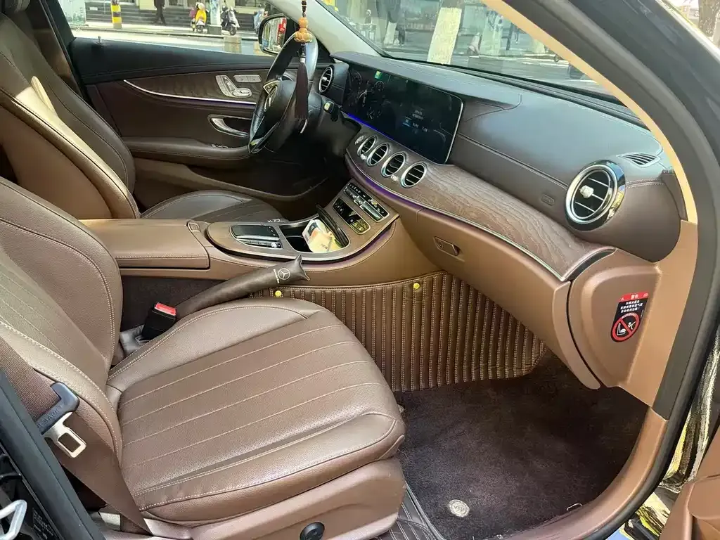 Mercedes-Benz E-Class 2022 из CN, фото 3
