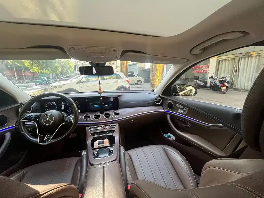 Mercedes-Benz E-Class 2022 из CN, фото 2