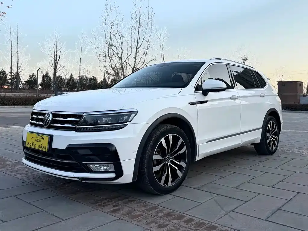 Volkswagen Tiguan L 2021 из CN, фото 1
