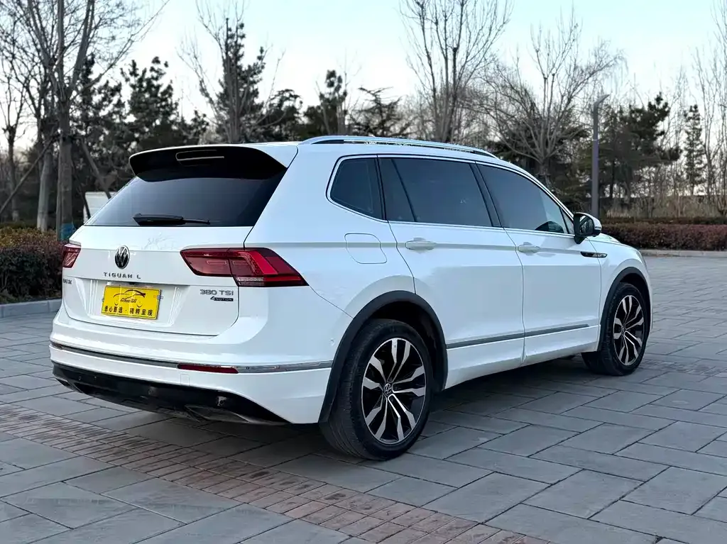Volkswagen Tiguan L 2021 из CN, фото 9