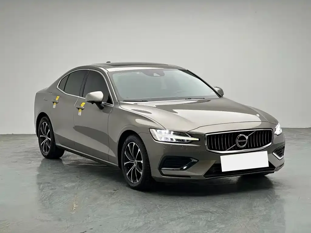 Volvo S60 2022 из CN, фото 9