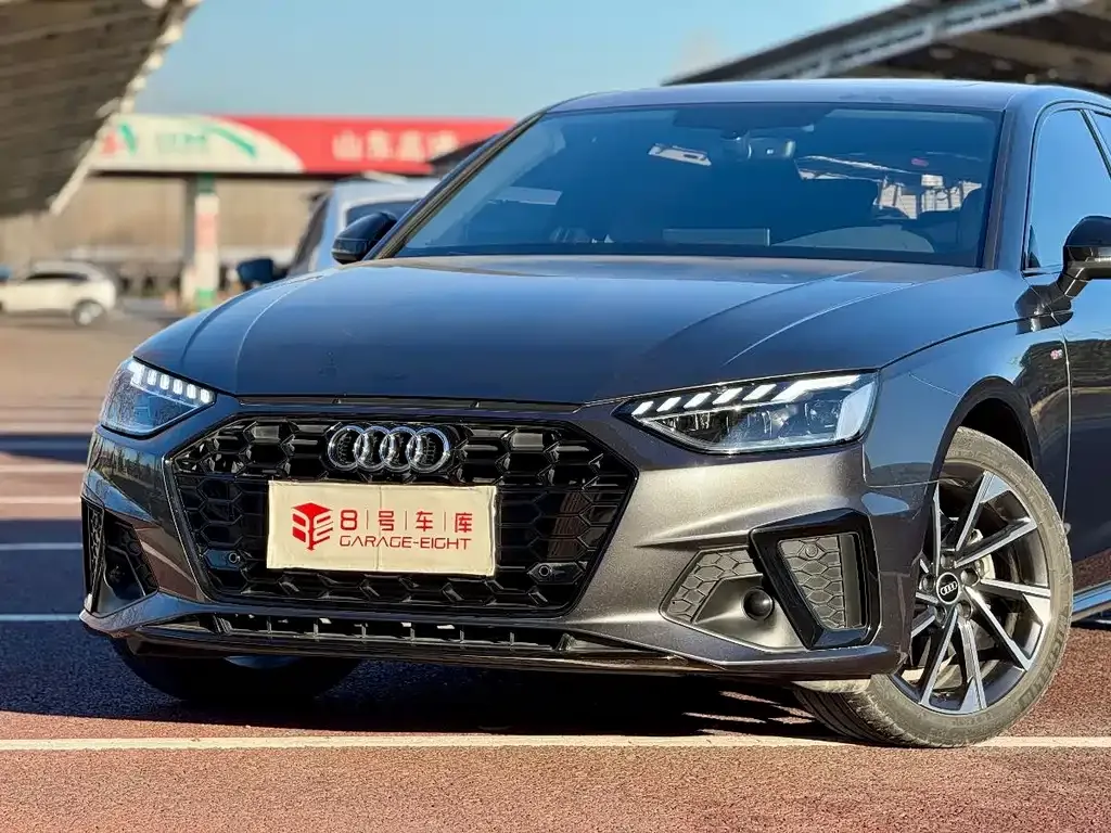 Audi A4L 2023 из CN, фото 5