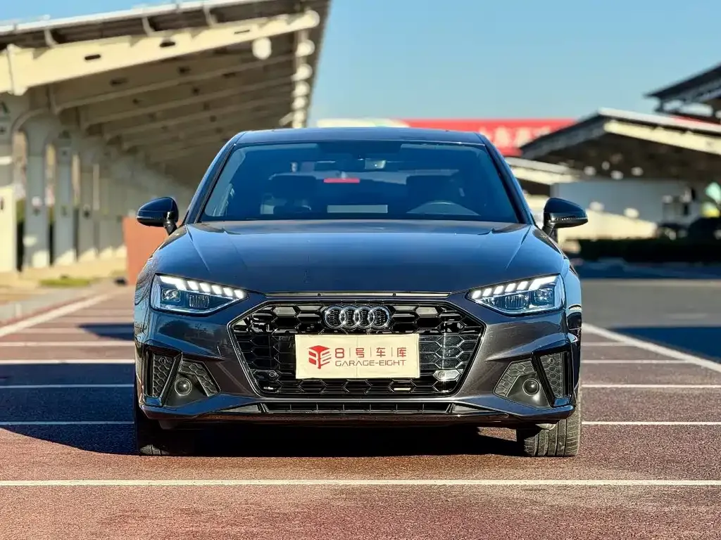 Audi A4L 2023 из CN, фото 10