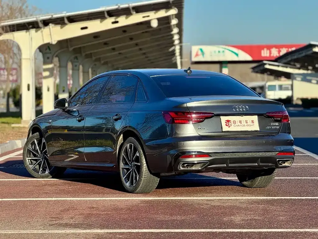 Audi A4L 2023 из CN, фото 7
