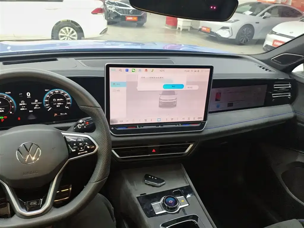 Volkswagen Tiguan L 2024 из CN, фото 6