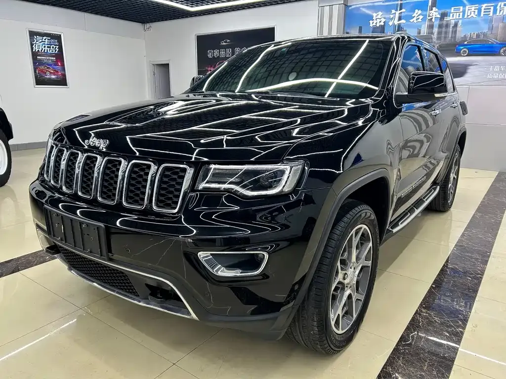 Jeep Grand Cherokee (Import) 2021 из CN, фото 1