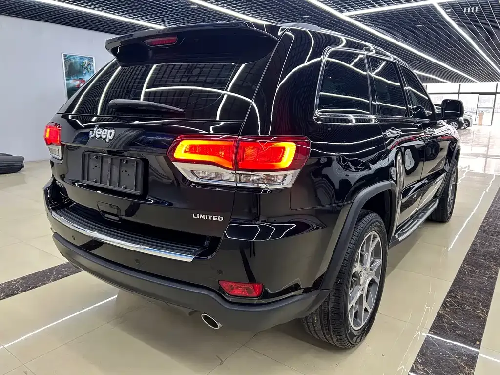 Jeep Grand Cherokee (Import) 2021 из CN, фото 8