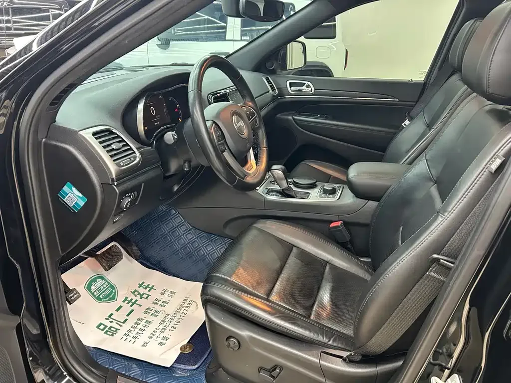 Jeep Grand Cherokee (Import) 2021 из CN, фото 5