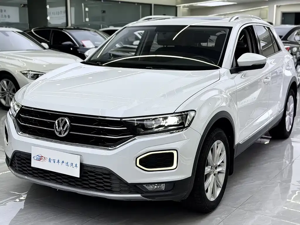 Volkswagen T-Roc 2021 из CN, фото 1