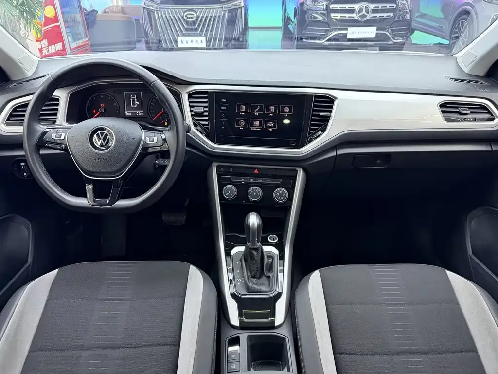 Volkswagen T-Roc 2021 из CN, фото 10