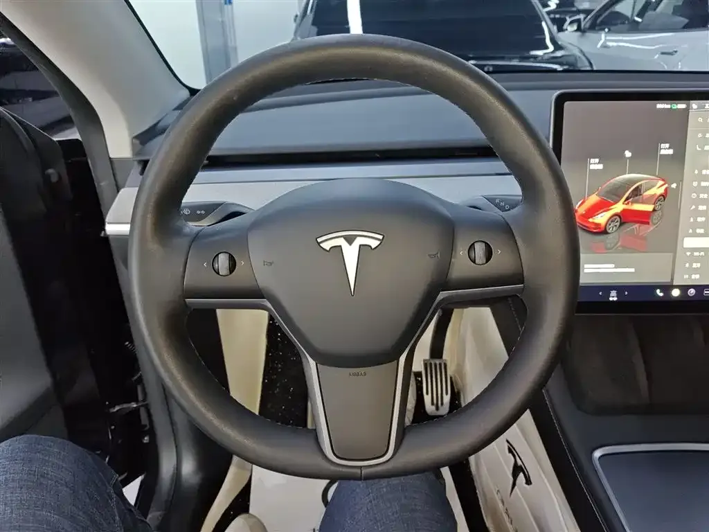 Tesla Model Y 2024 из CN, фото 4