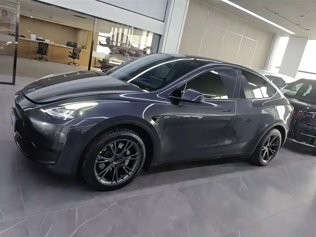 Tesla Model Y 2024 из CN, фото 7
