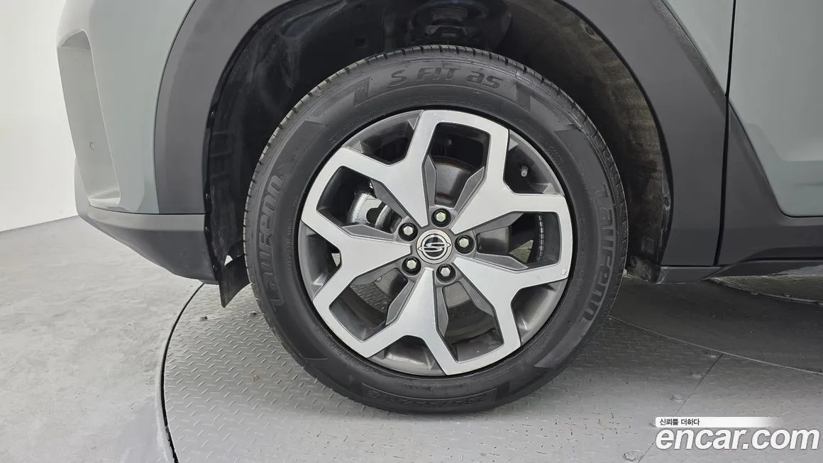 KG Mobility (Ssangyong) Torres — фото 4