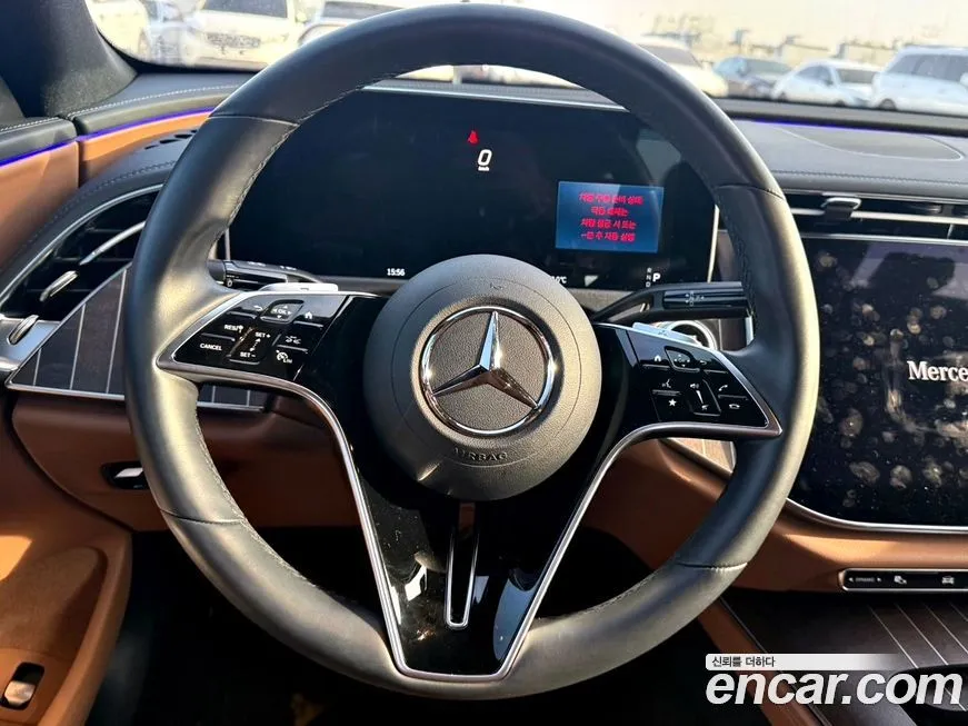 Mercedes-Benz E-Class — фото 10