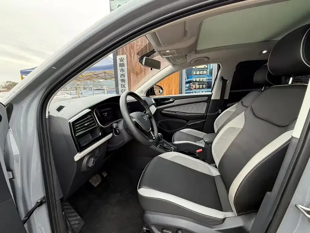 Jetta VS7 2023 из CN, фото 7