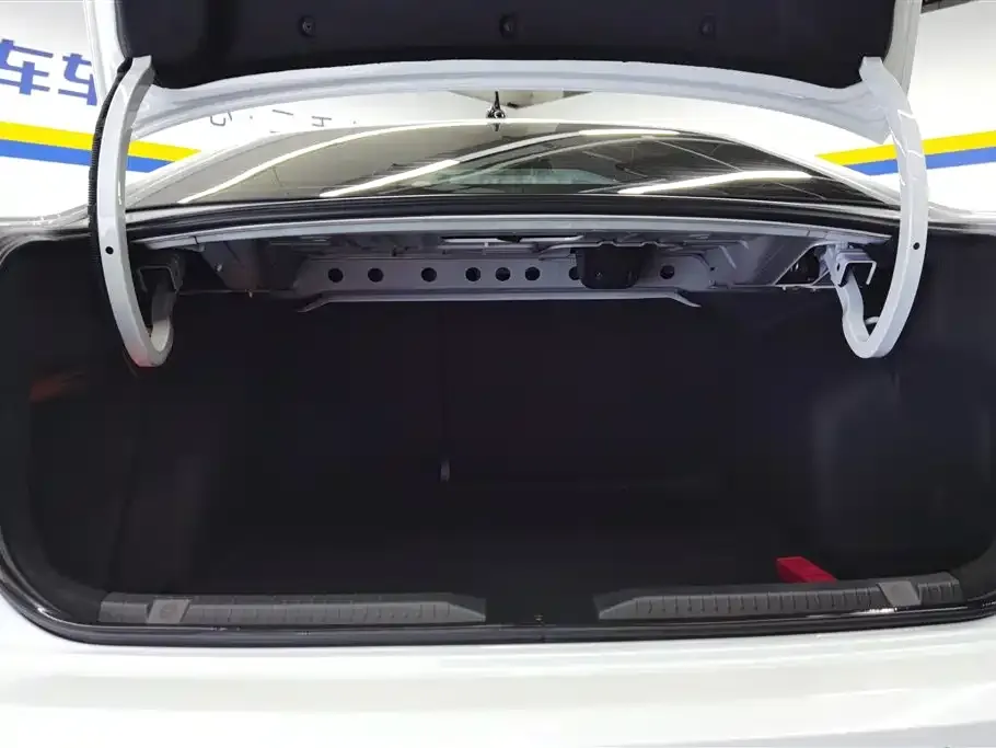 Volkswagen Bora 2025 из CN, фото 4