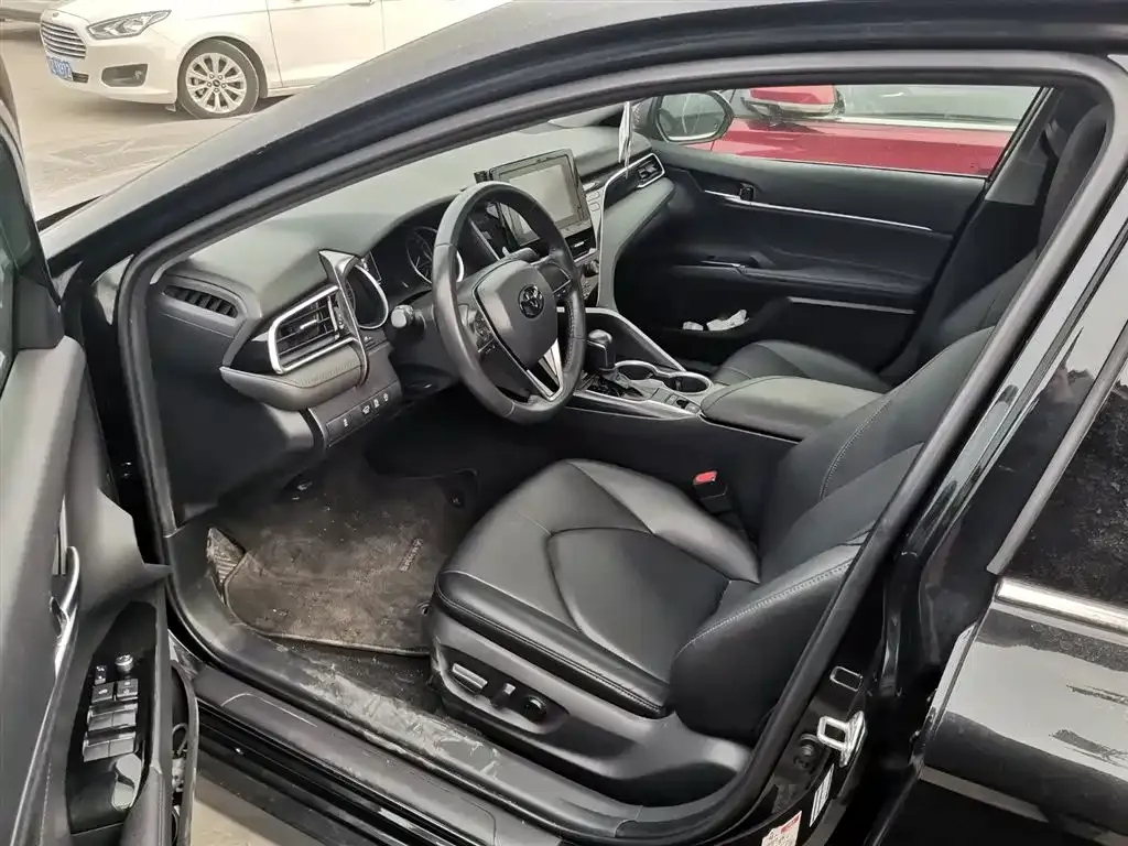 Toyota Camry 2023 из CN, фото 6