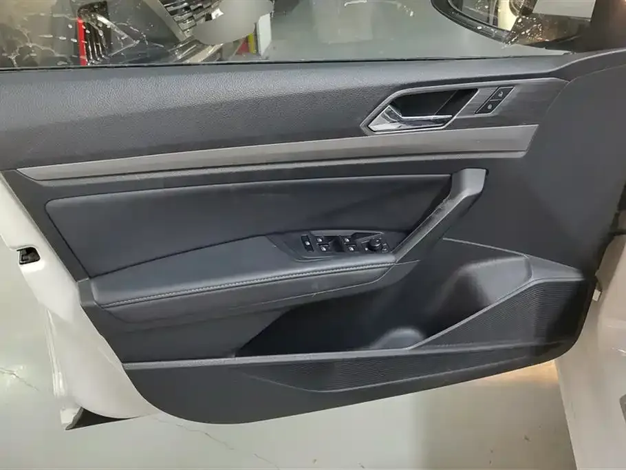 Volkswagen Lavida 2021 из CN, фото 2