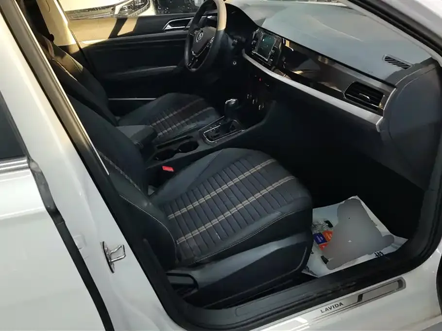 Volkswagen Lavida 2021 из CN, фото 8