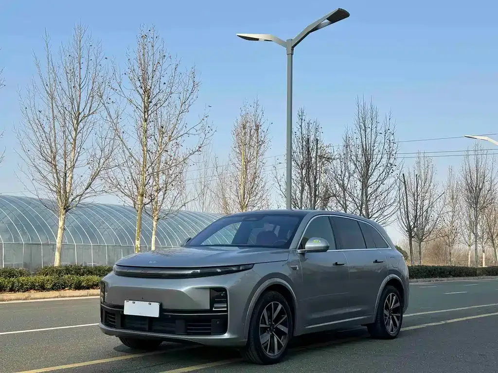 Li Auto L7