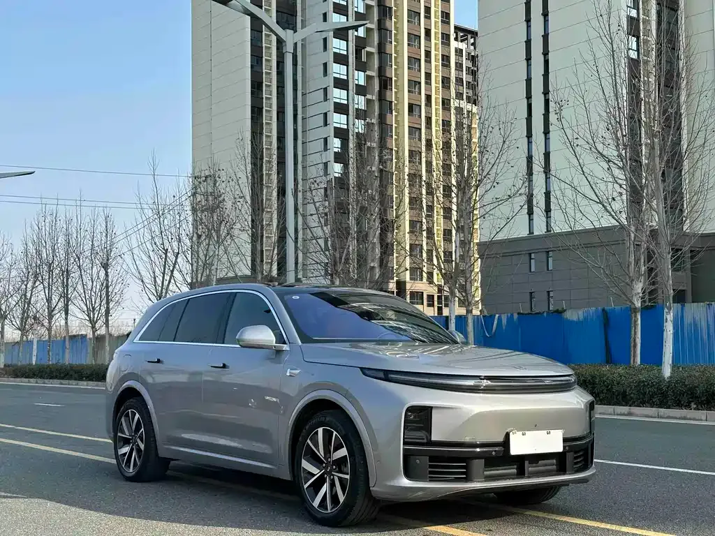 Li Auto L7 — фото 9