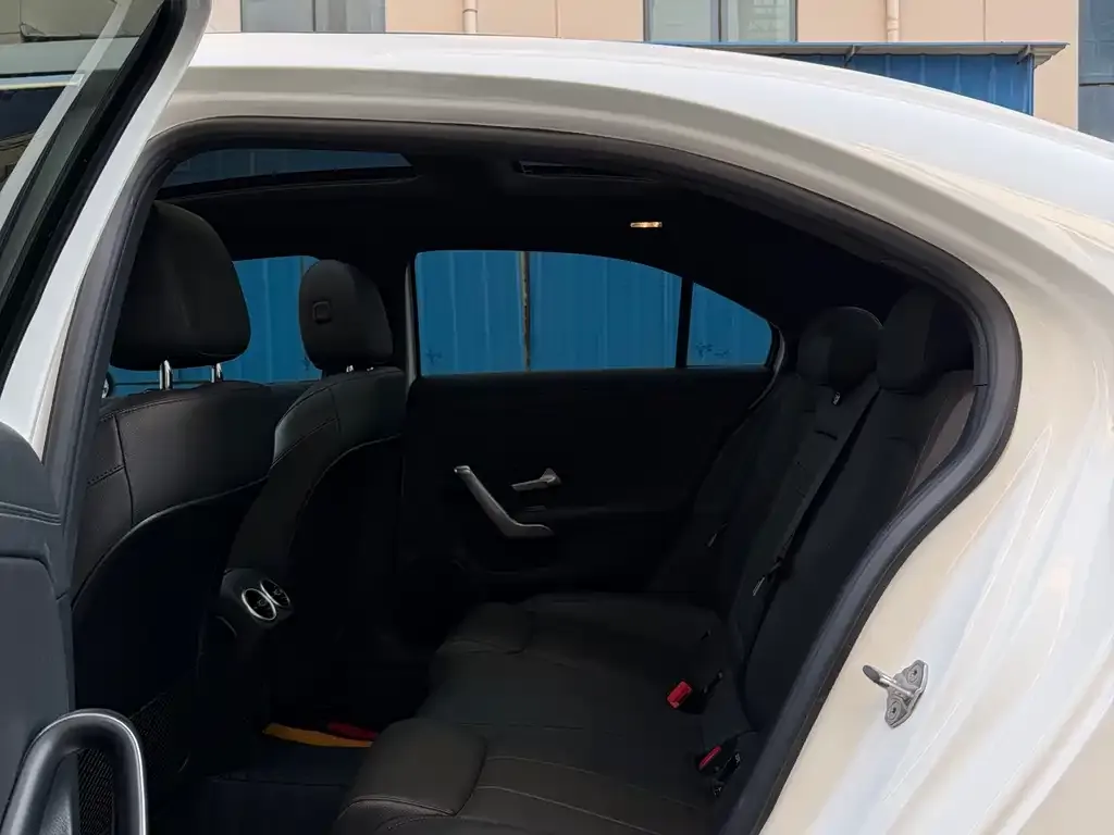 Mercedes-Benz A-Class 2022 из CN, фото 4